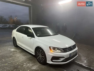 Авто Volkswagen Jetta 2015 № 8139383
