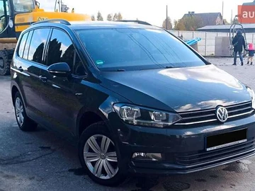 Авто Volkswagen Touran 2015 № 8139424