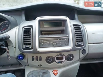 Авто Renault Trafic 2013 № 8139447