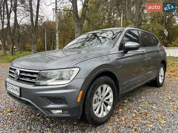 Авто Volkswagen Tiguan 2018 № 8139482