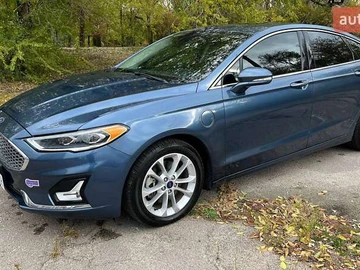Авто Ford Fusion 2019 № 8139611