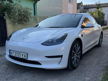 Авто Tesla Model 3 2021 № 8139622