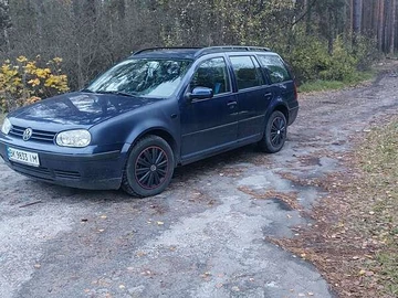 Авто Volkswagen Golf 2000 № 8139737