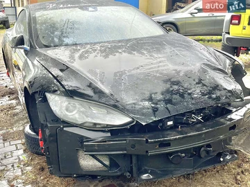 Авто Tesla Model S 2016 № 8139771