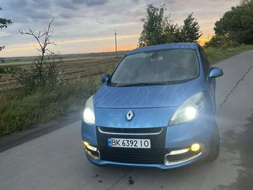 Авто Renault Scenic 2012 № 8139775