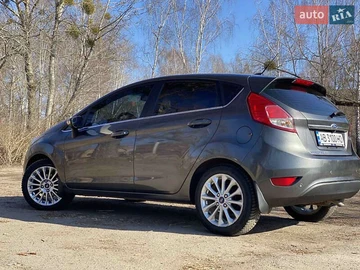Авто Ford Fiesta 2014 № 8139779
