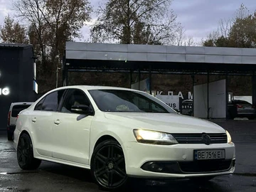 Авто Volkswagen Jetta 2013 № 8139857