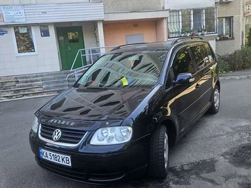 Авто Volkswagen Touran 2003 № 8140096