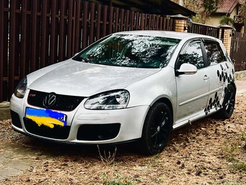 Авто Volkswagen Golf 2004 № 8140097