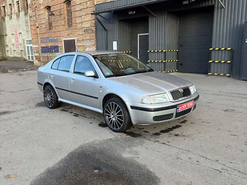 Авто Skoda Octavia 2001 № 8140099
