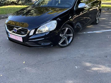 Авто Volvo V60 2011 № 8140157