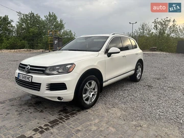 Авто Volkswagen Touareg 2011 № 8140165