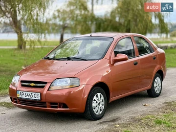 Авто Chevrolet Aveo 2005 № 8140458