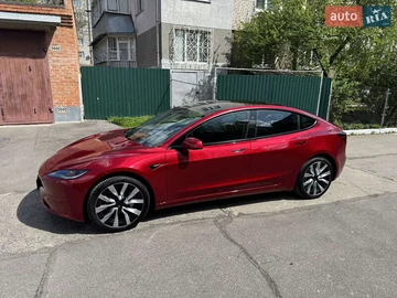 Авто Tesla Model 3 2024 № 8140733