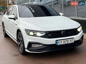 Авто Volkswagen Passat 2021 № 8140734