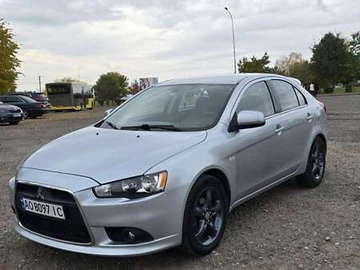 Авто Mitsubishi Lancer 2011 № 8141006