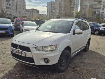 Авто Mitsubishi Outlander Xl 2011 № 8141054