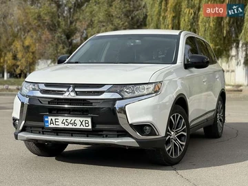 Авто Mitsubishi Outlander 2015 № 8141058