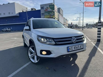 Авто Volkswagen Tiguan 2014 № 8141074