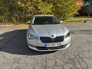 Авто Skoda Superb 2016 № 8141076