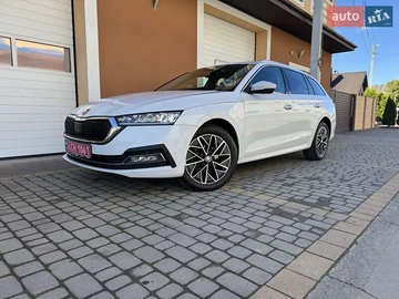 Авто Skoda Octavia 2022 № 8141101