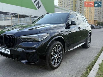 Авто BMW X5 2022 № 8141135