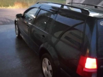 Авто Volkswagen Golf 2003 № 8141309