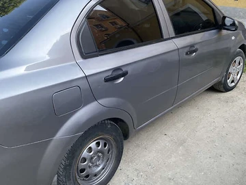 Авто Chevrolet Aveo 2008 № 8141315