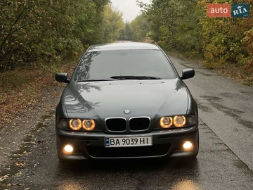 Авто BMW 5 Series 2003 № 8141380