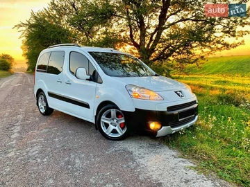 Авто Peugeot Partner 2011 № 8141398