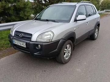 Авто Hyundai Tucson 2007 № 8141409