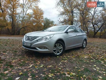 Авто Hyundai Sonata 2012 № 8141428