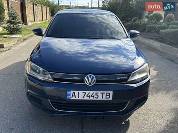 Авто Volkswagen Jetta 2013 № 8141437