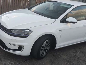 Авто Volkswagen E-Golf 2016 № 8141467