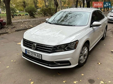 Авто Volkswagen Passat 2018 № 8141803