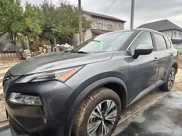 Авто Nissan Rogue 2023 № 8141857