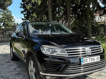 Авто Volkswagen Touareg 2017 № 8141867