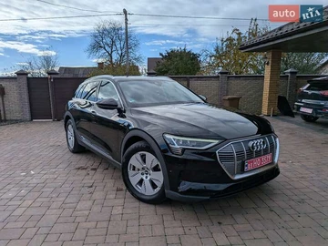 Авто Audi E-Tron 2022 № 8141891