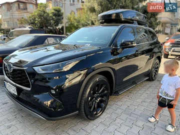 Авто Toyota Highlander 2022 № 8141904