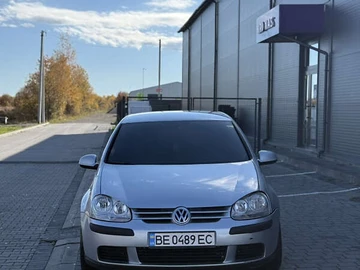 Авто Volkswagen Golf 2004 № 8142034