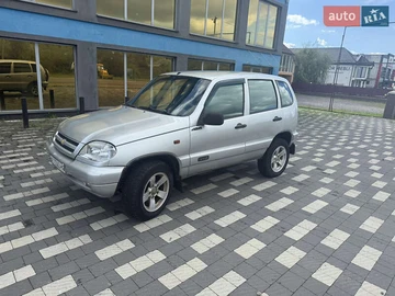 Авто Chevrolet Niva 2007 № 8142035