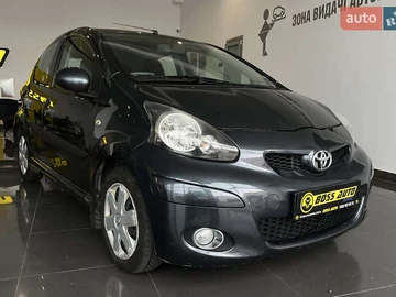Авто Toyota Aygo 2011 № 8142163