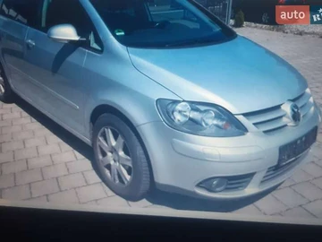 Авто Volkswagen Golf Plus 2008 № 8142212