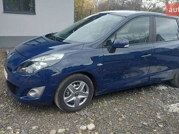 Авто Renault Scenic 2011 № 8142223