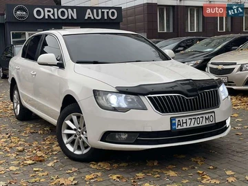 Авто Skoda Superb 2013 № 8142367