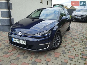 Авто Volkswagen E-Golf 2015 № 8142376