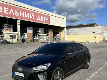 Авто Hyundai Ioniq 2017 № 8142524