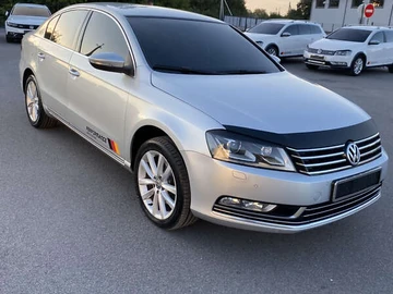 Авто Volkswagen Passat 2013 № 8142525