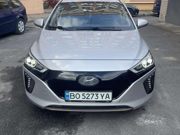 Авто Hyundai Ioniq 2017 № 8142537