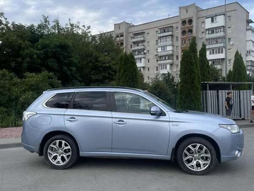 Авто Mitsubishi Outlander 2015 № 8142584